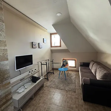 Apartment Sky